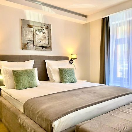 Arce Boutique Hotel Brasov Exterior photo